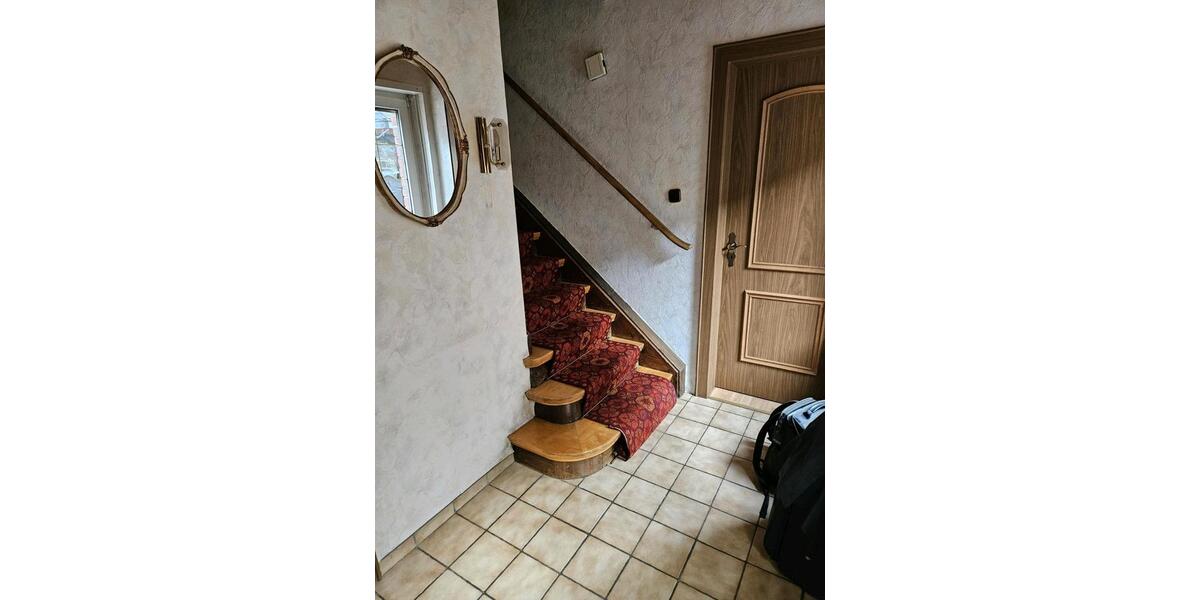 Doppelhaushälfte Kaarst - 7 Zimmer, 155 m&sup2;, 415.000&euro; | Angebot:26101575