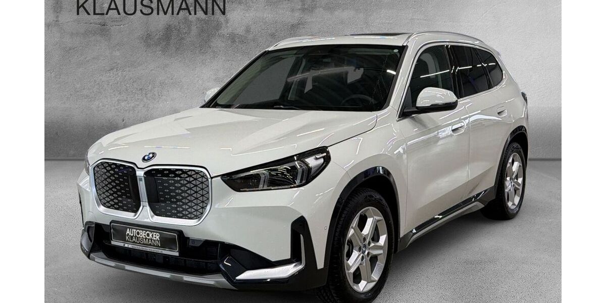 BMW iX1 4.000 km 50.990 &euro; Krefeld 47800