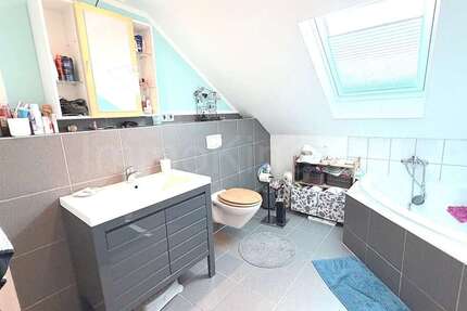 Haus Krefeld Dießem - 24 Zimmer, 449 m&sup2;, 630.000&euro; | Angebot:26061539