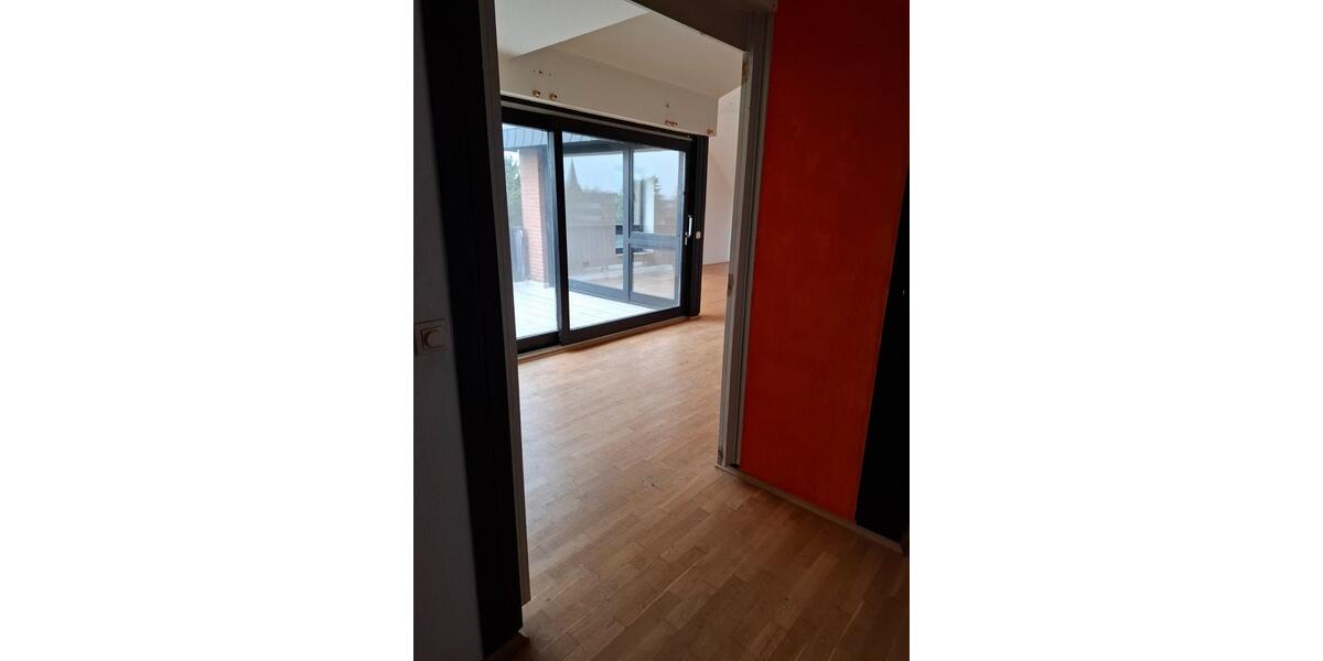 Dachgeschoßwohnung Erkelenz - 3 Zimmer, 94 m&sup2;, 800&euro; | Angebot:25433208