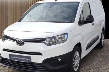 Toyota Proace City 31.000 km 16.990 &euro; Leverkusen 51381