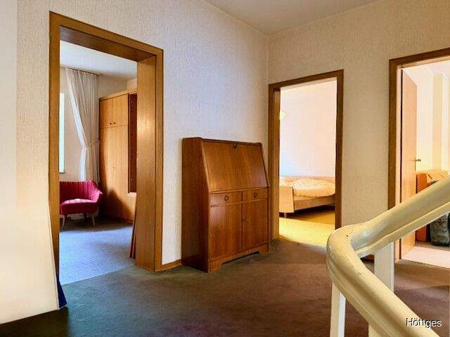 Reihenmittelhaus Mönchengladbach Waldhausen - 7 Zimmer, 192 m&sup2;, 349.000&euro; | Angebot:25698278