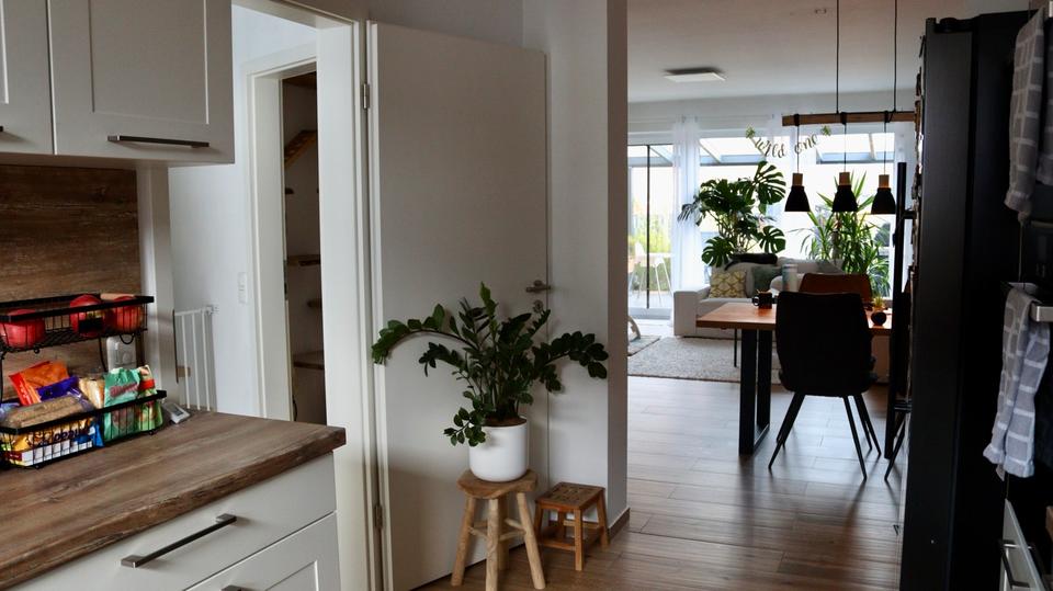Reihenhaus Titz - 6 Zimmer, 133 m&sup2;, 450.000&euro; | Angebot:25419134
