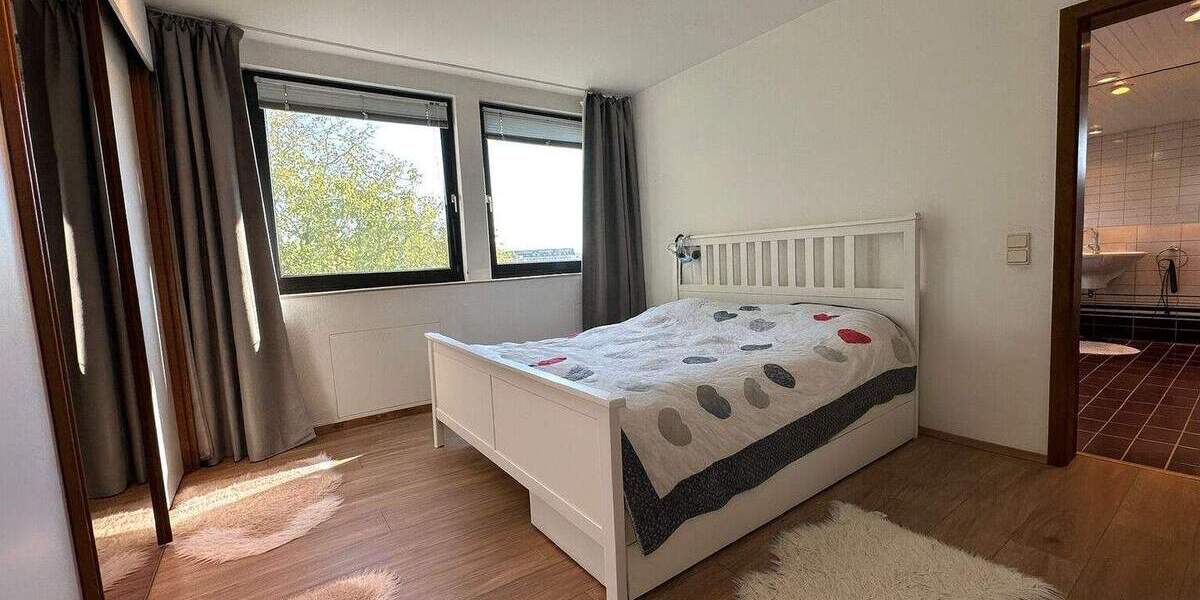 Etagenwohnung Düsseldorf / Himmelgeist Himmelgeist - 5 Zimmer, 190 m&sup2;, 820.000&euro; | Angebot:25689217
