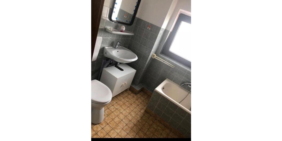 Dachgeschoßwohnung Kaarst - 2 Zimmer, 63 m&sup2;, 770&euro; | Angebot:26261708