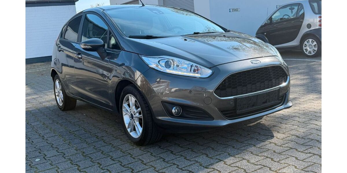 Ford Fiesta 87.987 km 6.995 &euro; Hilden 40721