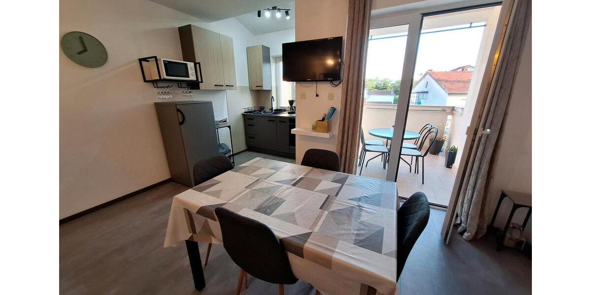 Etagenwohnung Grevenbroich - 1 Zimmer, 52 m&sup2;, 194.000&euro; | Angebot:25049363