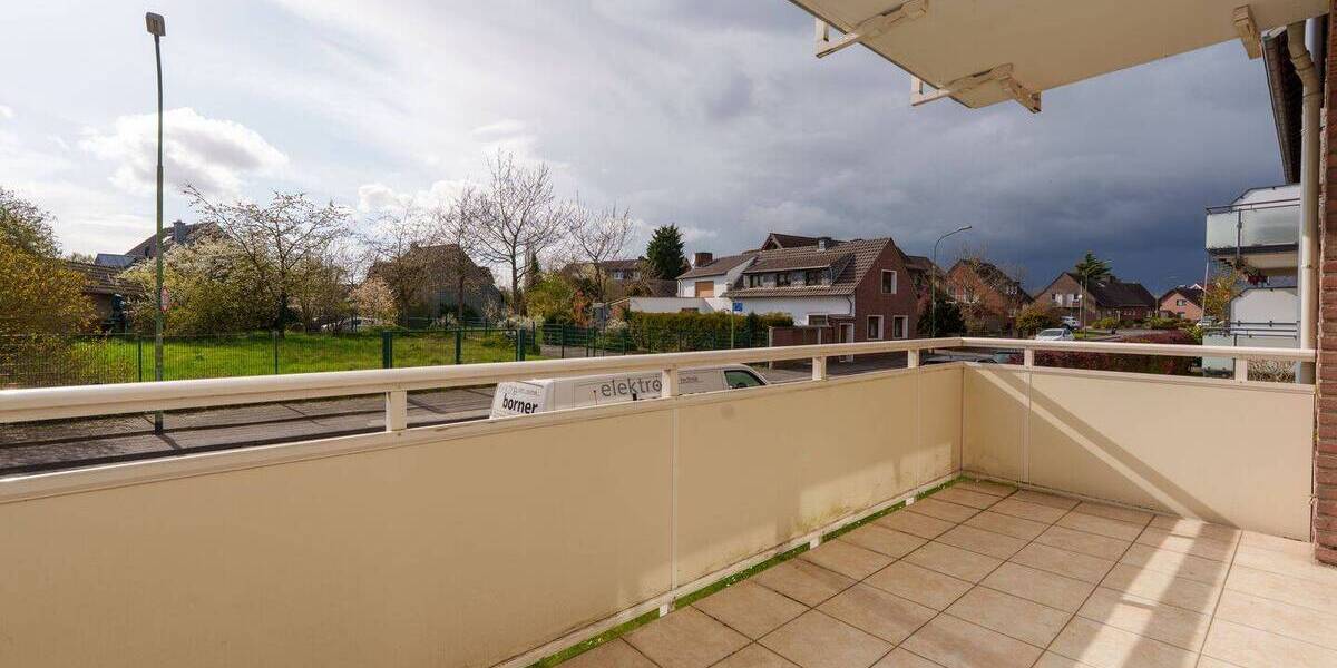 Etagenwohnung Neuss Rosellen - 3 Zimmer, 72 m&sup2;, 215.000&euro; | Angebot:26154718