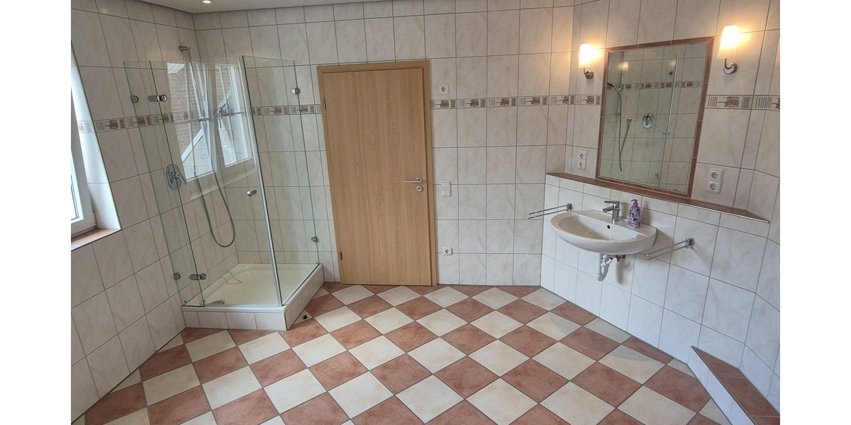 Charmante Obergeschosswohnung in naturnaher Lage zu vermieten - 4- Wegberg Petersholz | Angebot:27330794