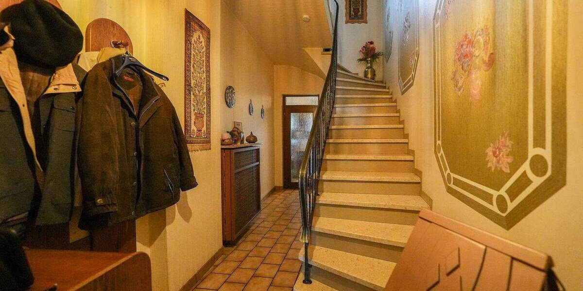 Mehrfamilienhaus, Wohnhaus Jülich Güsten - 5 Zimmer, 126 m&sup2;, 299.000&euro; | Angebot:25742118