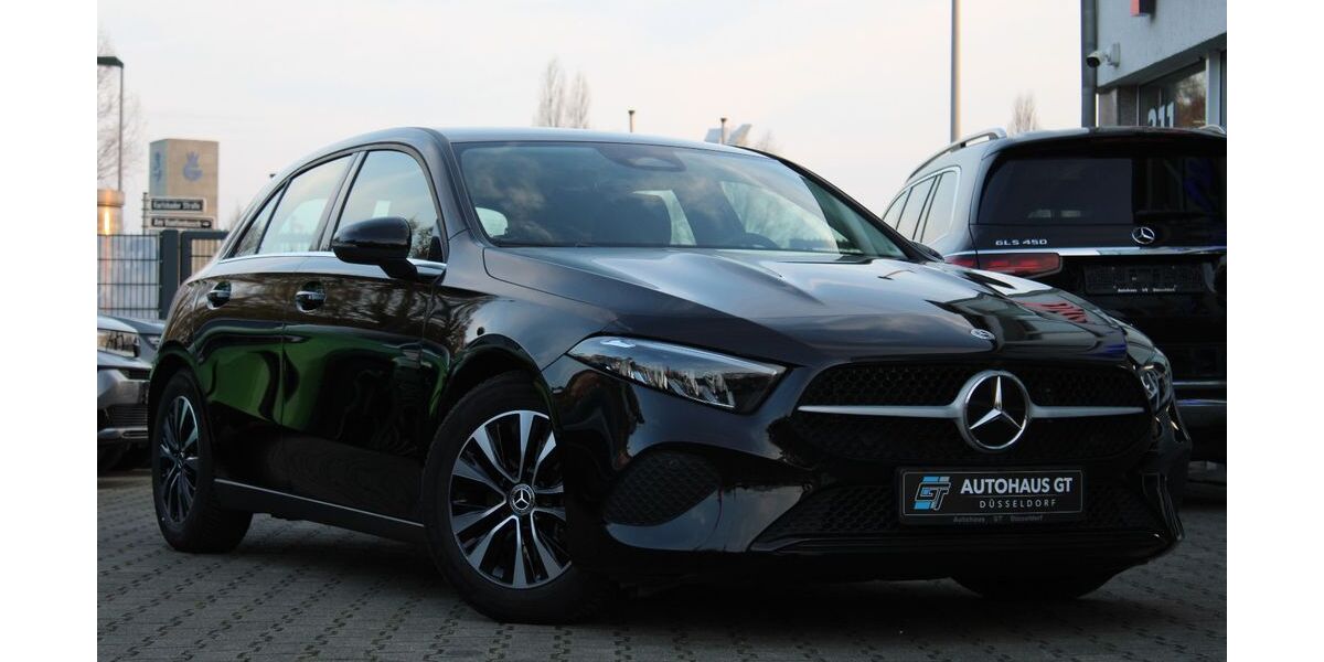 Mercedes-Benz A 200 28.709 km 28.999 &euro; Düsseldorf 40625