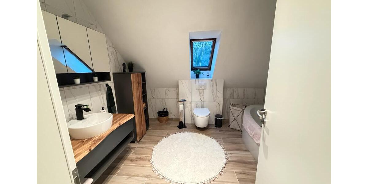 Maisonettenwohnung Wassenberg - 4 Zimmer, 120 m&sup2;, 1.080&euro; | Angebot:25611921