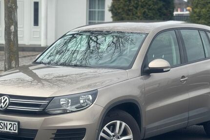 VW Tiguan 96.000 km 10.990 &euro; Jülich 52428