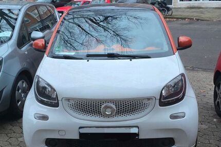 Smart ForTwo 60.750 km 8.099 &euro; DÜSSELDORF 40476