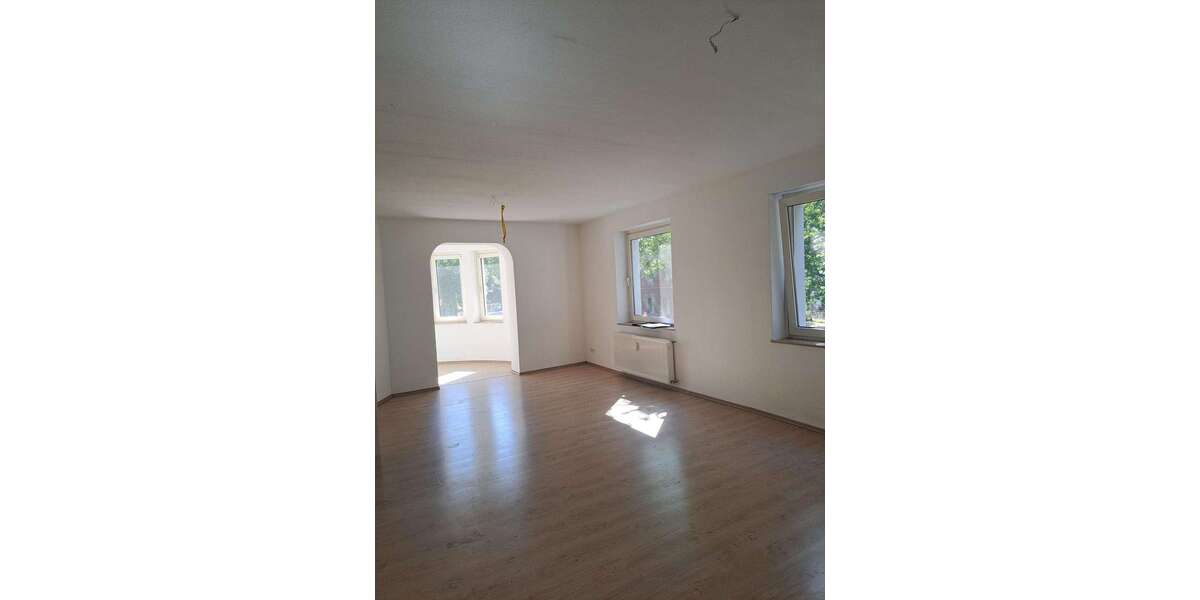 Etagenwohnung Krefeld Krefeld-Mitte - 4 Zimmer, 130 m&sup2;, 1.300&euro; | Angebot:27146204