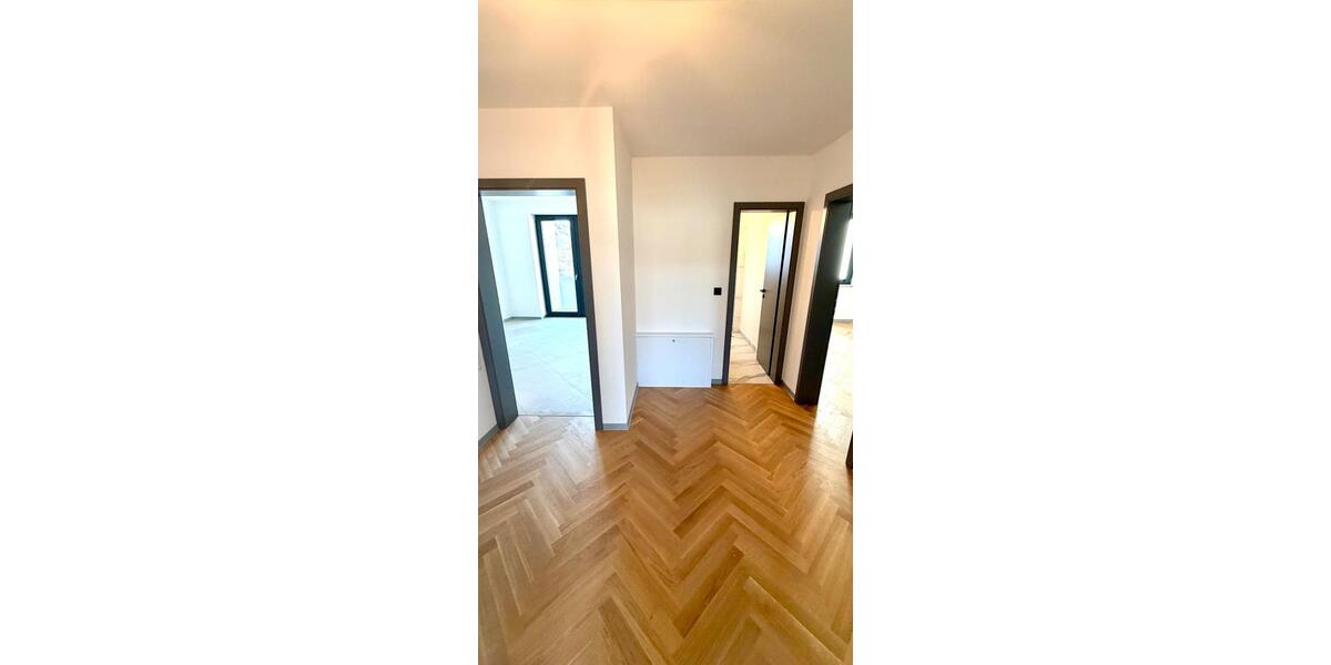Etagenwohnung Düsseldorf Pempelfort - 3 Zimmer, 87 m&sup2;, 1.950&euro; | Angebot:26262963