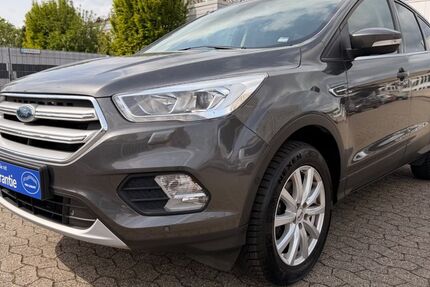 Ford Kuga 84.000 km 12.999 &euro; Meerbusch 40668
