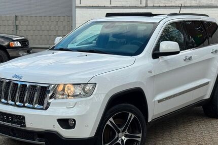 Jeep Grand Cherokee 130.000 km 13.999 &euro; Düsseldorf 40233
