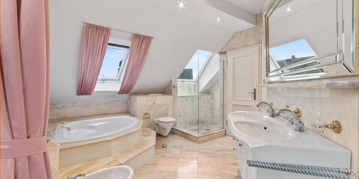 Doppelhaushälfte Düsseldorf Kalkum - 4 Zimmer, 183 m&sup2;, 975.000&euro; | Angebot:25814272