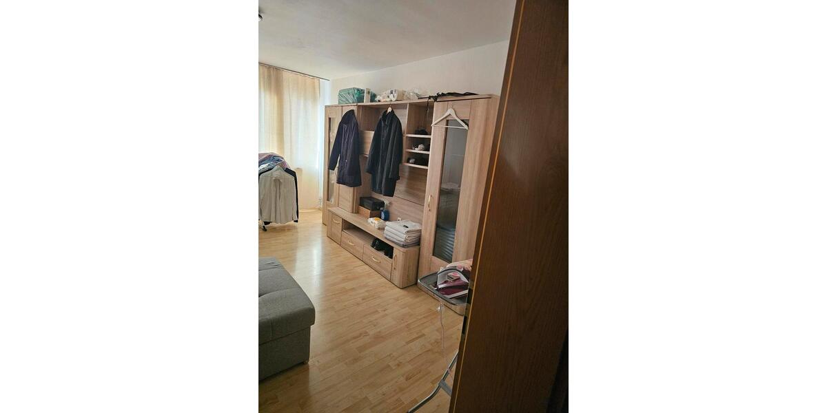 Etagenwohnung Krefeld Benrad - 2 Zimmer, 55 m&sup2;, 99.000&euro; | Angebot:26169707