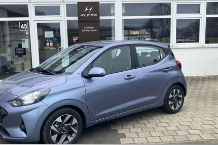 Hyundai i10 4.208 km 17.158 &euro; Leverkusen 51373
