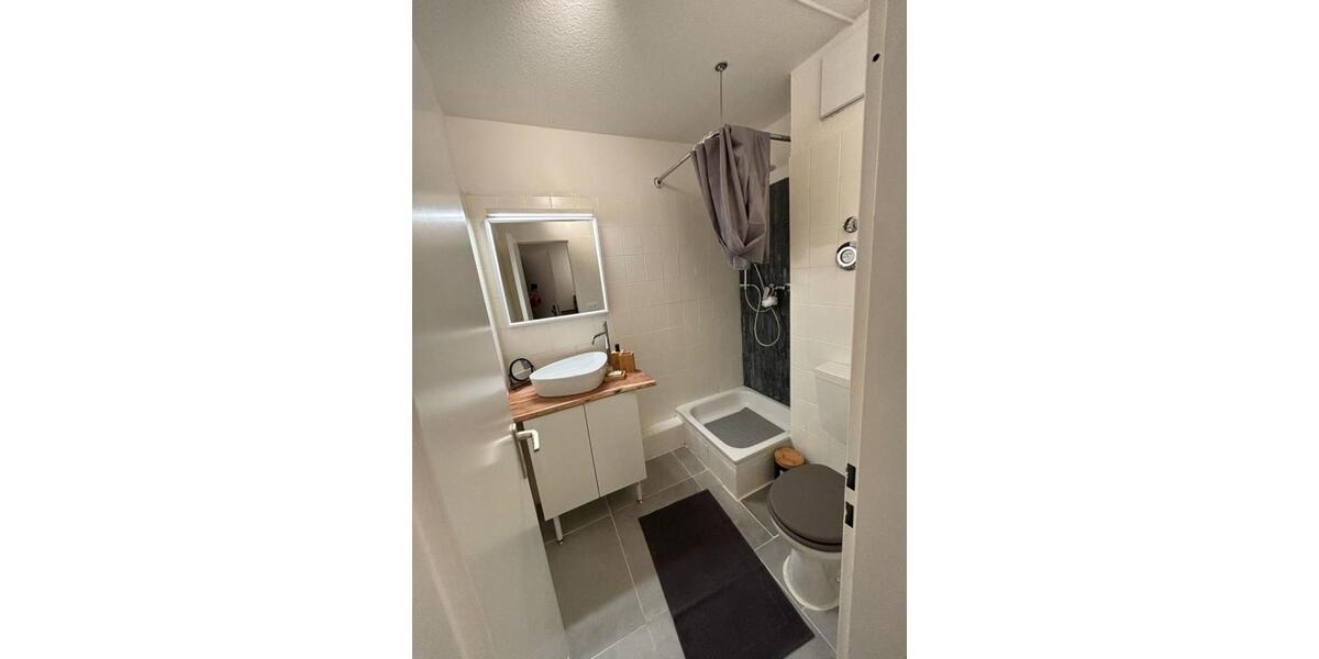 Etagenwohnung Düsseldorf Stadtbezirk 8 - 1 Zimmer, 30 m&sup2;, 510&euro; | Angebot:26049206