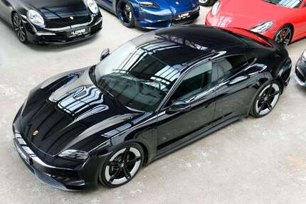 Porsche Taycan 34.813 km 81.990 &euro; Düsseldorf 40237