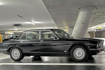 Jaguar Daimler 99.643 km 29.500 &euro; Krefeld, Stadt 47800