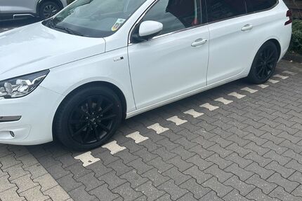 Peugeot 308 124.350 km 6.249 &euro; Bergheim 50126