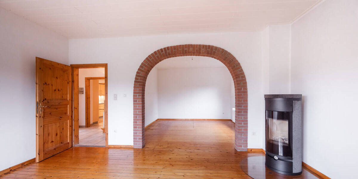 Einfamilienhaus Krefeld / Fischeln Fischeln - 7 Zimmer, 190 m&sup2;, 650.000&euro; | Angebot:25738813