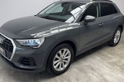 Audi Q3 52.280 km 26.500 &euro; Moenchengladbach 41063
