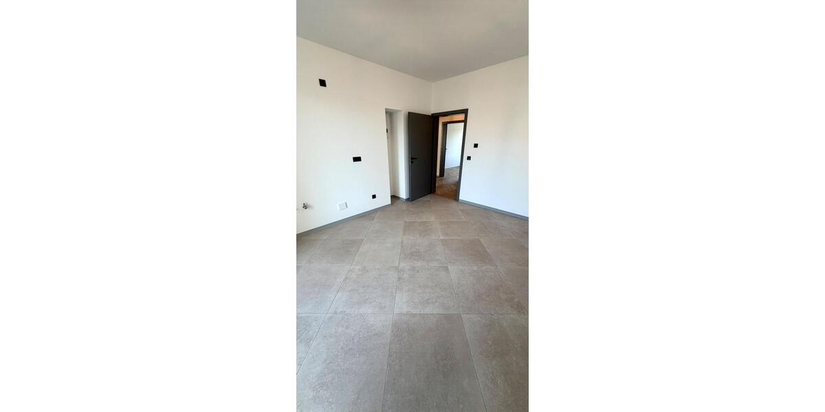 Etagenwohnung Düsseldorf Pempelfort - 3 Zimmer, 87 m&sup2;, 1.950&euro; | Angebot:26262963