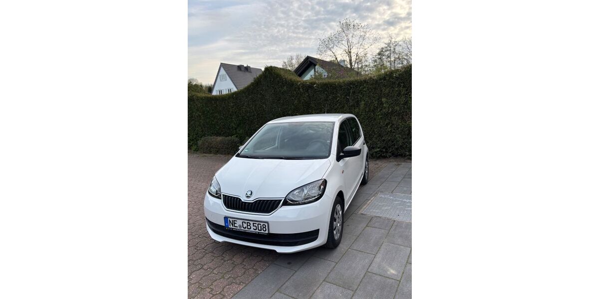 Skoda Citigo 30.997 km 9.400 &euro; Neuss 41462