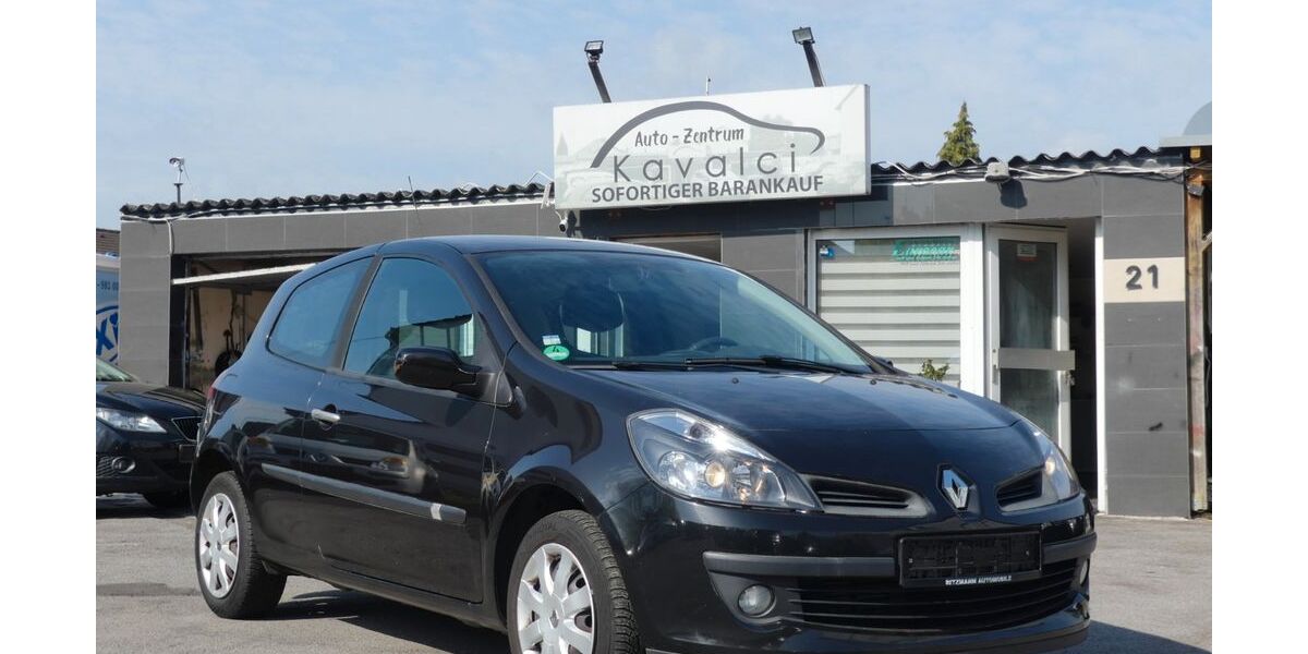 Renault Clio 208.024 km 1.999 &euro; Leverkusen 51379