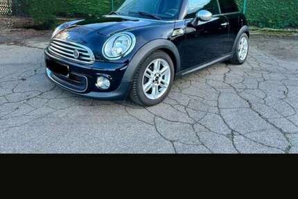 Mini One 130.150 km 7.350 &euro; Niederzier 52382