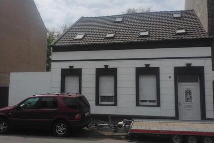 Haus Krefeld Fischeln - 8 Zimmer, 160 m&sup2;, 1.180.000&euro; | Angebot:26200657