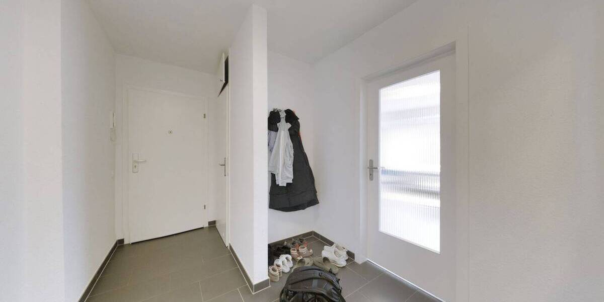 Etagenwohnung Düsseldorf Lierenfeld - 2 Zimmer, 72 m&sup2;, 249.000&euro; | Angebot:26247297