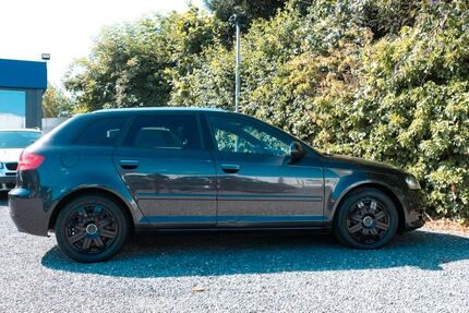 Audi A3 180.000 km 5.500 &euro; Mönchengladbach 41063