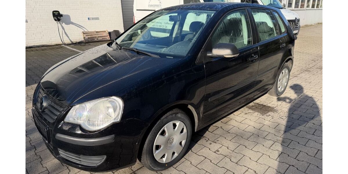 VW Polo 145.570 km 2.800 &euro; Düsseldorf 40470