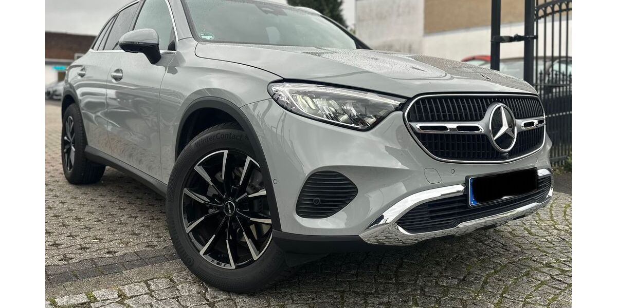 Mercedes-Benz GLC 200 4.300 km 51.598 &euro; Mönchengladbach 41063