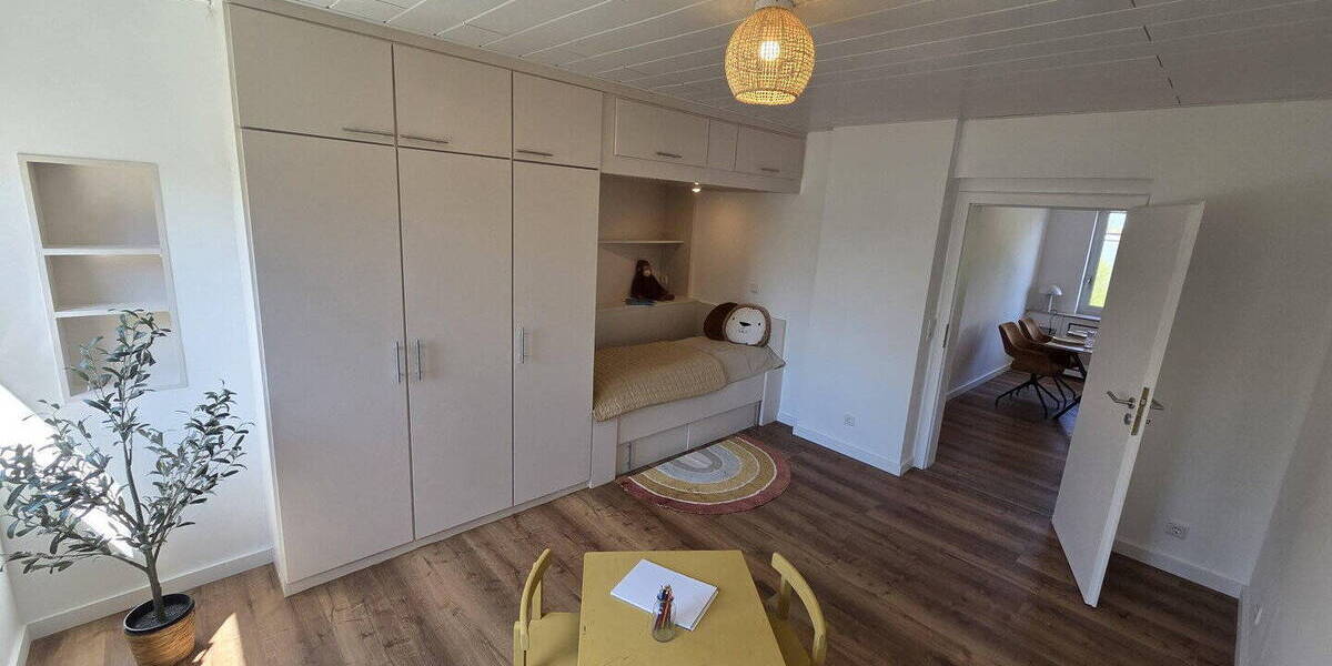 Etagenwohnung Mönchengladbach Eicken - 4 Zimmer, 89 m&sup2;, 249.000&euro; | Angebot:26200166