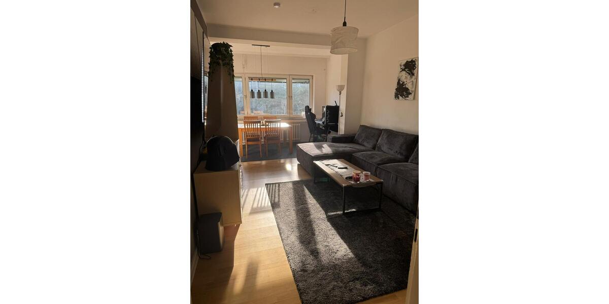 Etagenwohnung Krefeld Cracau - 2 Zimmer, 64 m&sup2;, 630&euro; | Angebot:25181567