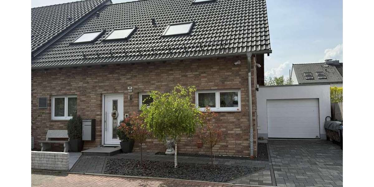 Einfamilienhaus Langenfeld - 5 Zimmer, 160 m&sup2;, 890.000&euro; | Angebot:26216443