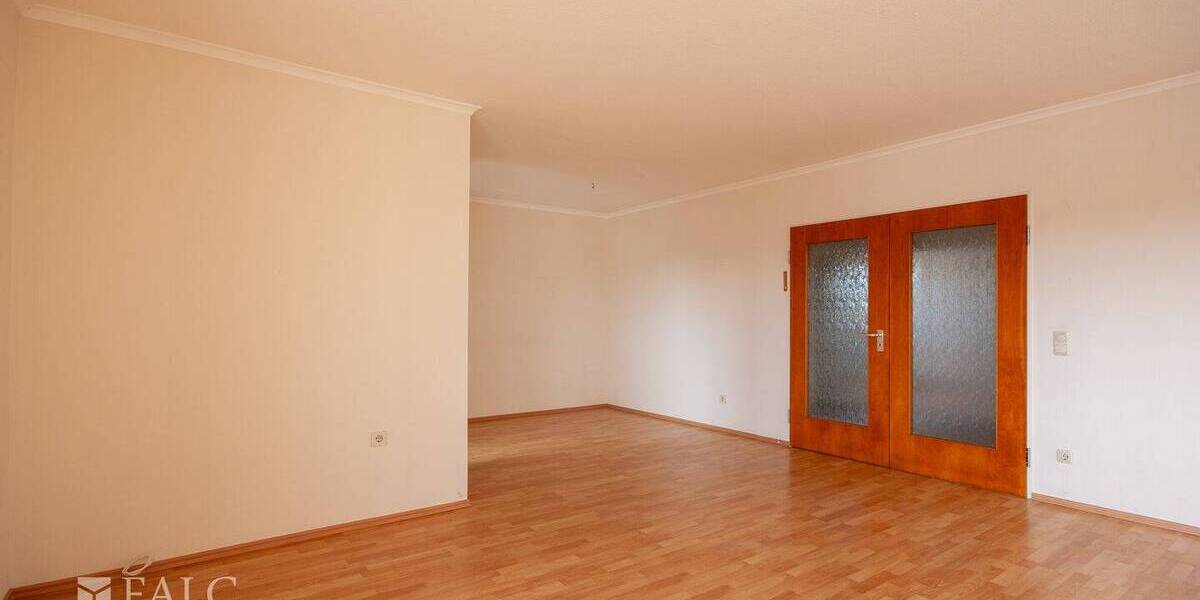 Etagenwohnung Frechen Königsdorf - 3 Zimmer, 103 m&sup2;, 315.000&euro; | Angebot:25929470