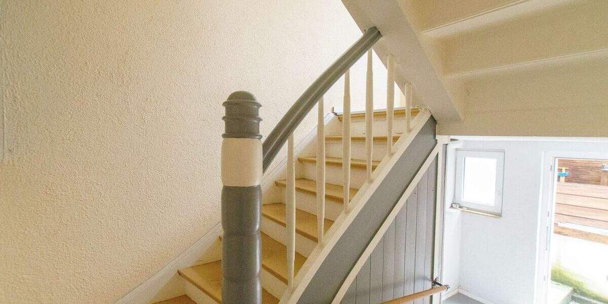 Einfamilienhaus Tönisvorst St. Tönis - 7 Zimmer, 224 m&sup2;, 359.000&euro; | Angebot:25691140