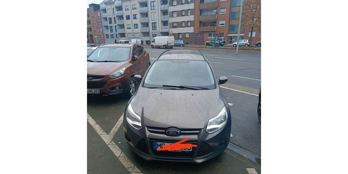 Ford Focus 160.000 km 3.690 &euro; Mönchengladbach 41065