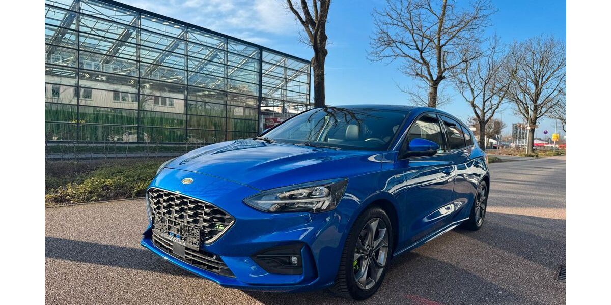 Ford Focus 39.889 km 16.950 &euro; Korschenbroich 41352