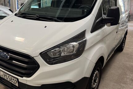 Ford Transit Custom 235.000 km 3.490 &euro; Ratingen 40878