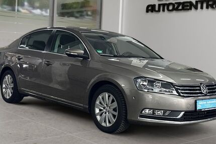 VW Passat 65.700 km 9.990 &euro; Jülich 52428