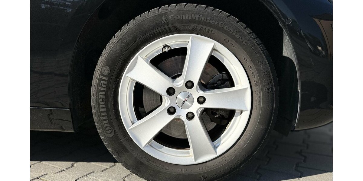 BMW 218 Active Tourer i / Advantage / PANO / Keyless 70.000 km 16.390 &euro; Mönchengladbach 41066